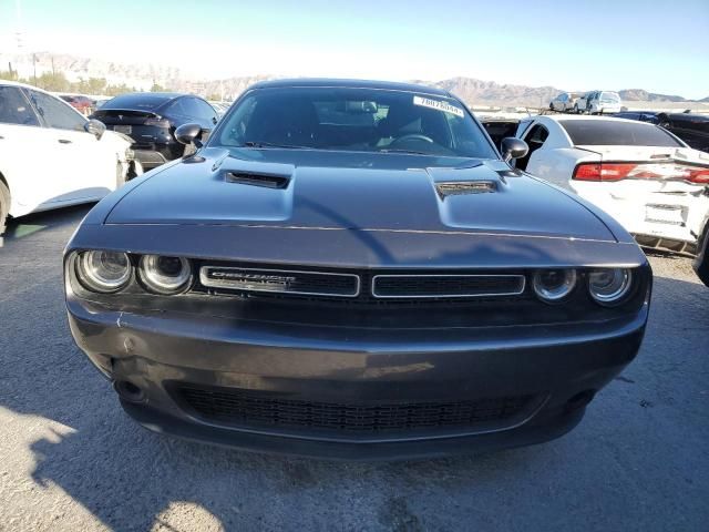 2015 Dodge Challenger SXT