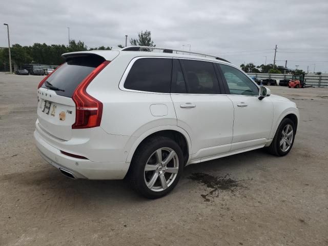 2016 Volvo XC90 T8