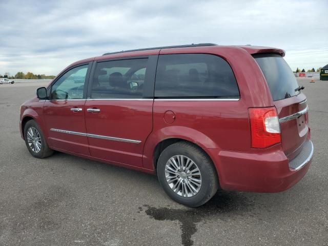 2013 Chrysler Town & Country Touring L