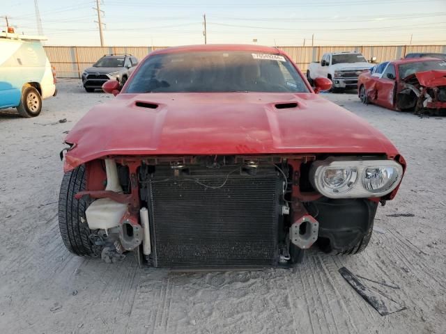 2014 Dodge Challenger SXT