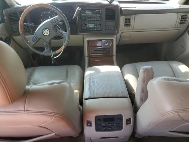 2004 Cadillac Escalade Luxury