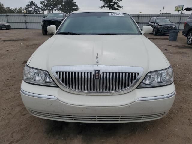 2006 Lincoln Town Car Signature