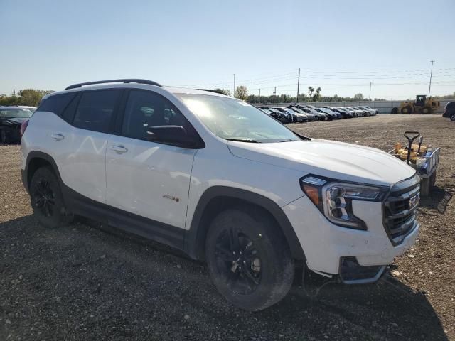 2022 GMC Terrain AT4