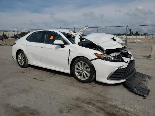 2022 Toyota Camry LE