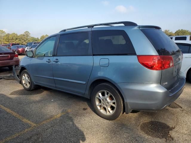 2006 Toyota Sienna LE