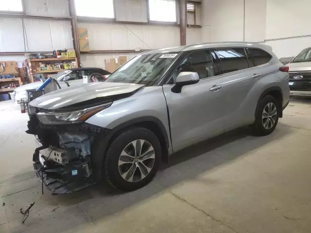 2020 Toyota Highlander XLE