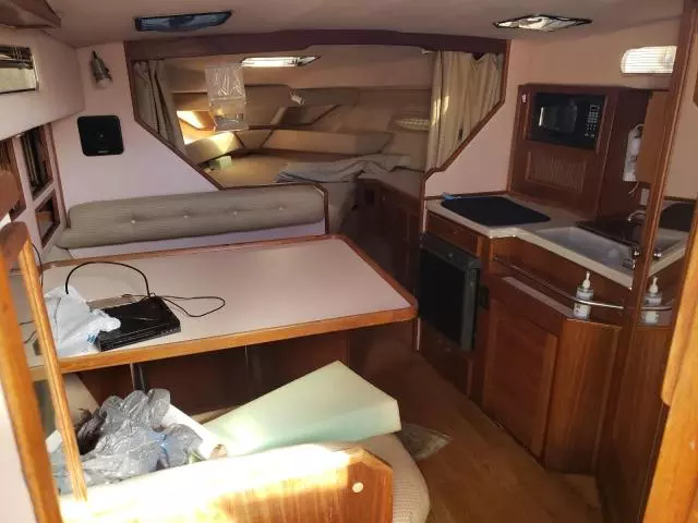 1988 Sea Ray Boat