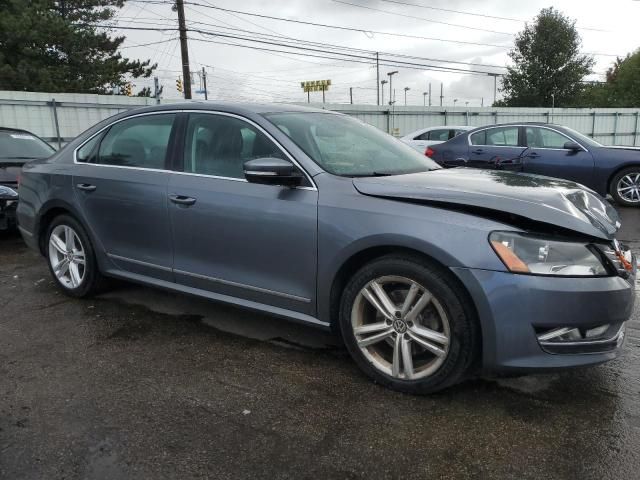 2013 Volkswagen Passat SEL