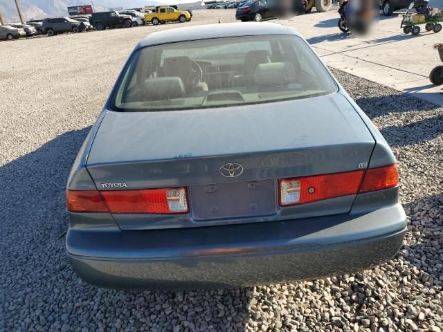 2000 Toyota Camry CE