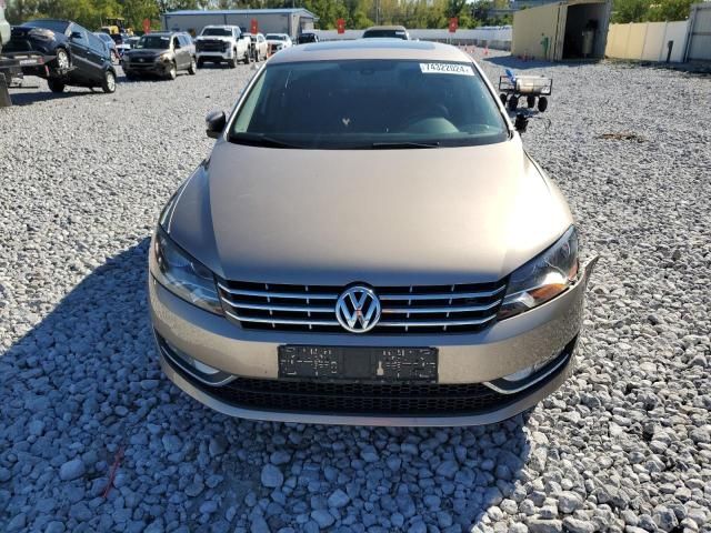 2015 Volkswagen Passat SEL