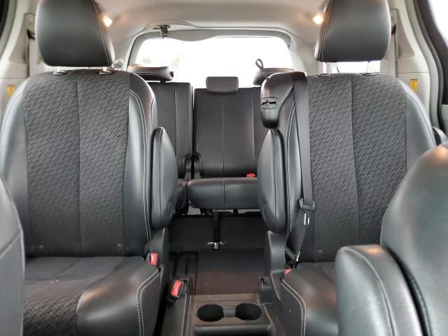 2012 Toyota Sienna Sport