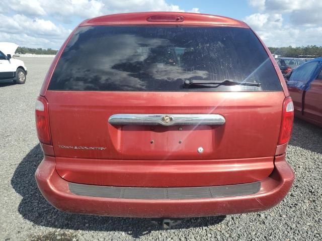 2007 Chrysler Town & Country LX