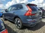 2025 Volvo XC60 Plus