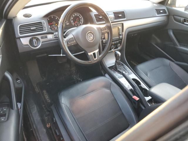 2014 Volkswagen Passat SE