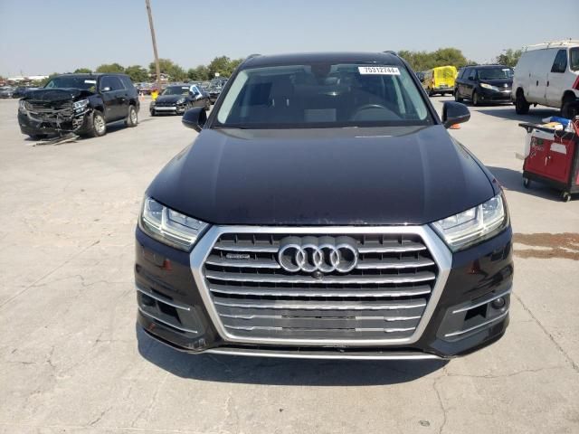 2019 Audi Q7 Premium Plus