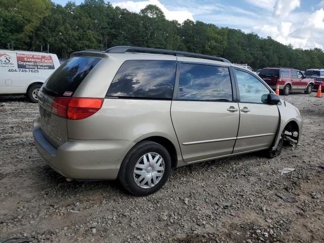 2004 Toyota Sienna CE