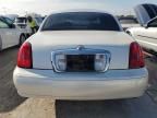 2001 Lincoln Town Car Signature