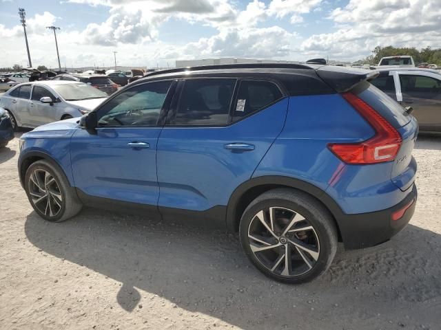 2021 Volvo XC40 T5 R-Design