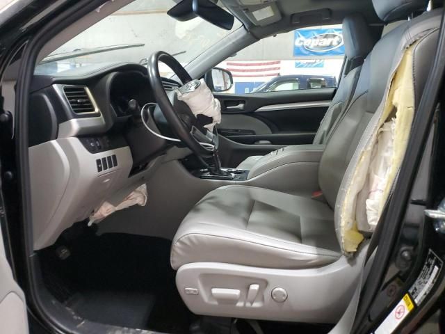 2019 Toyota Highlander SE