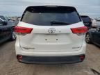 2017 Toyota Highlander SE