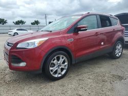 Carros salvage para piezas a la venta en subasta: 2016 Ford Escape Titanium