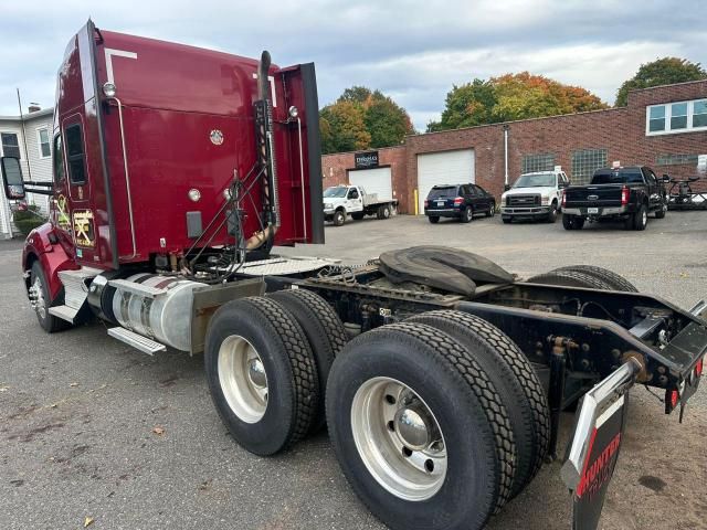 2015 Kenworth Construction T680