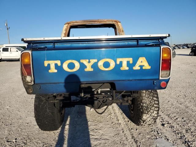 1982 Toyota Pickup RN38