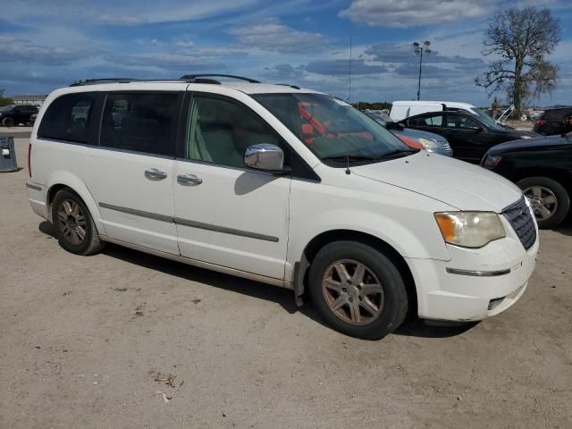 2008 Chrysler Town & Country Limited