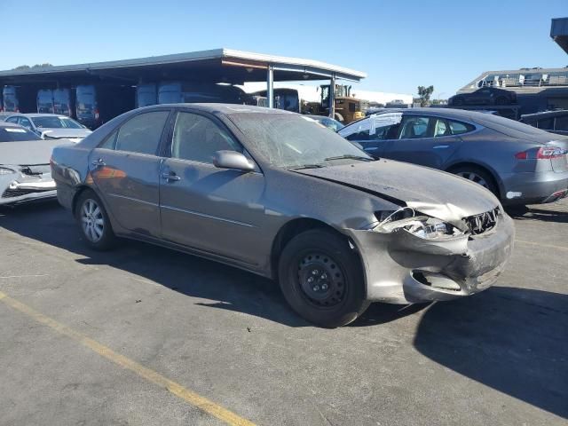 2004 Toyota Camry LE