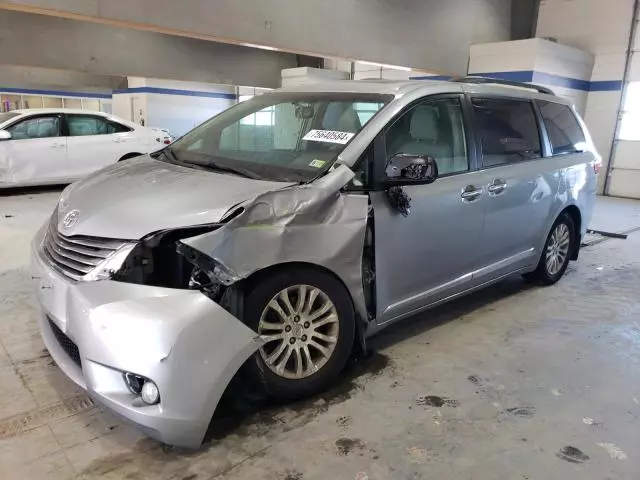 2017 Toyota Sienna XLE