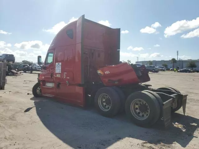 2017 Freightliner Cascadia 125