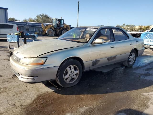 1995 Lexus ES 300