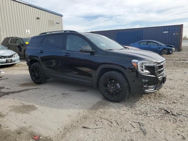 2024 GMC Terrain AT4