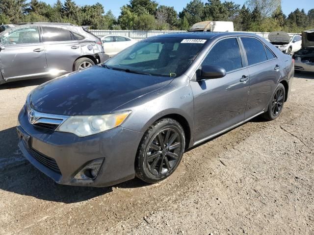 2014 Toyota Camry Hybrid