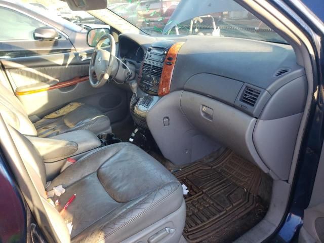 2006 Toyota Sienna XLE