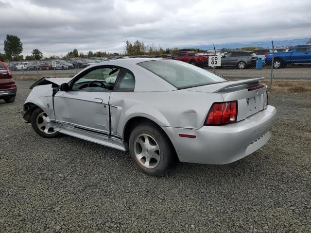 2000 Ford Mustang