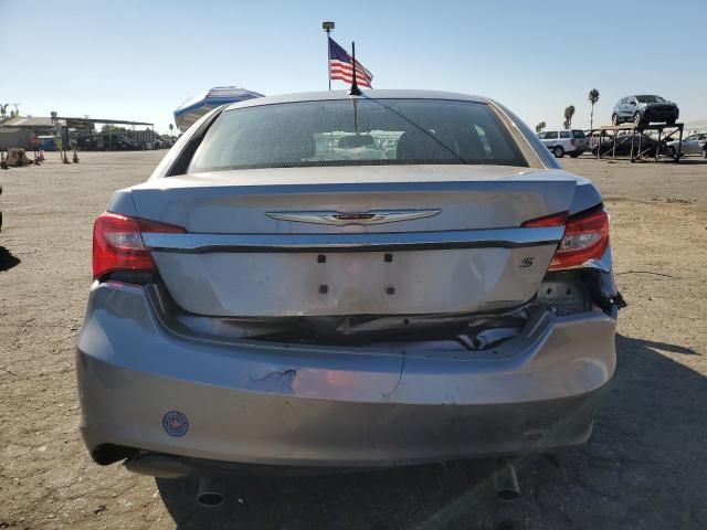 2013 Chrysler 200 Touring