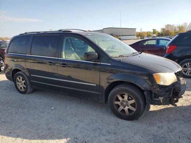 2009 Chrysler Town & Country Touring