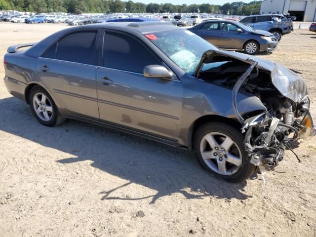 2004 Toyota Camry SE