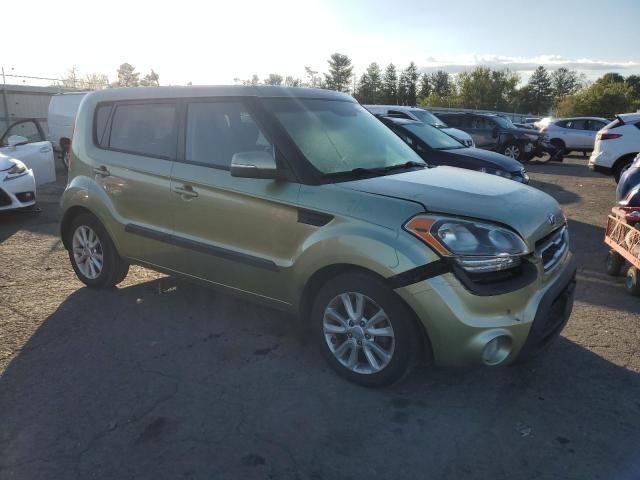 2013 KIA Soul +