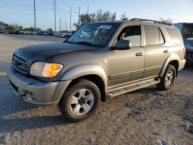 2004 Toyota Sequoia SR5