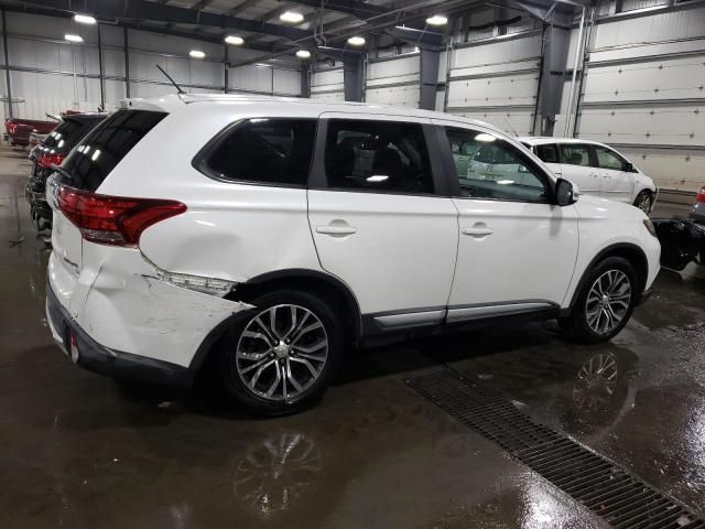 2016 Mitsubishi Outlander SE