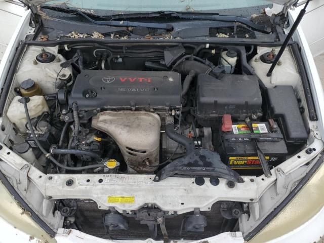 2004 Toyota Camry LE