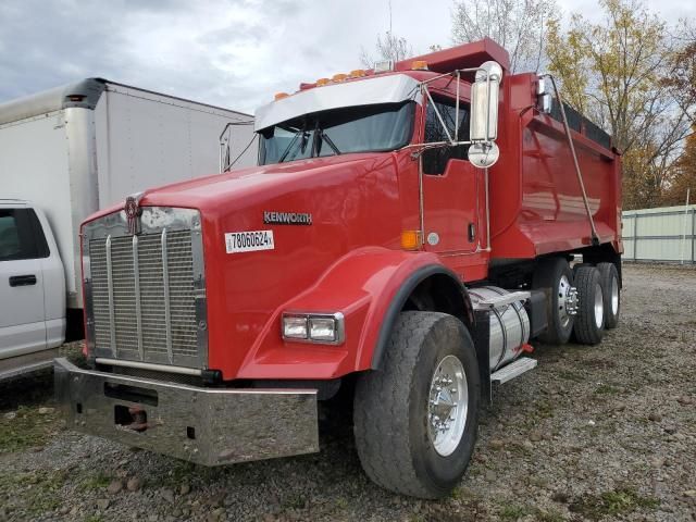 2012 Kenworth Construction T800