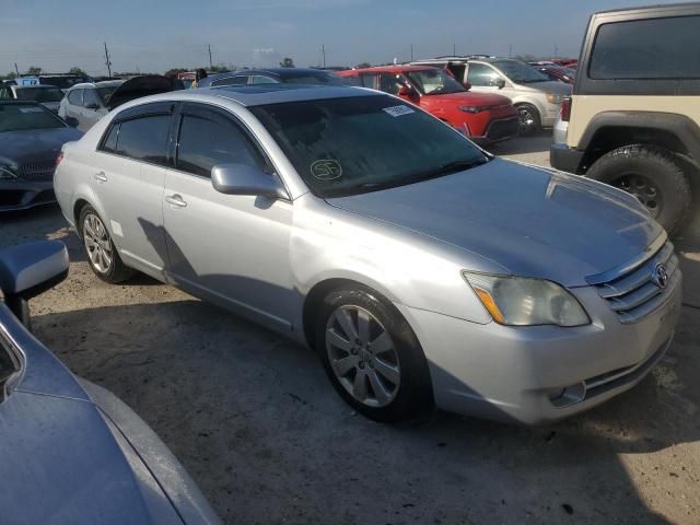 2005 Toyota Avalon XL