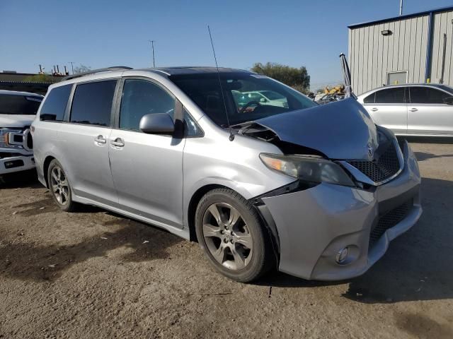 2012 Toyota Sienna Sport