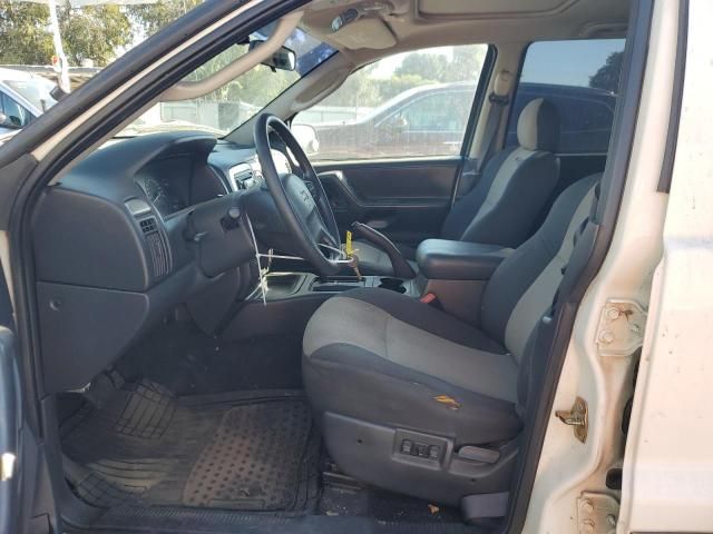 2004 Jeep Grand Cherokee Laredo