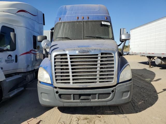 2015 Freightliner Cascadia 125