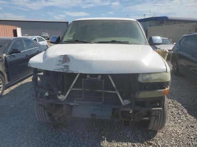 2002 Chevrolet Silverado C2500 Heavy Duty