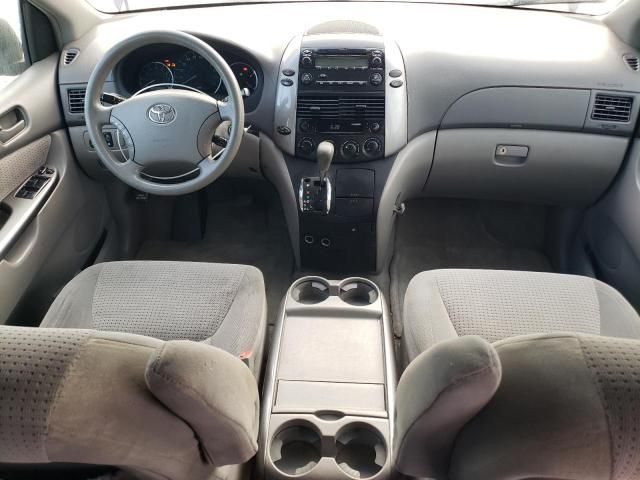 2006 Toyota Sienna CE